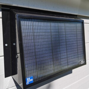 Pöhiskö Mikro - Aurinkokennotuuletin