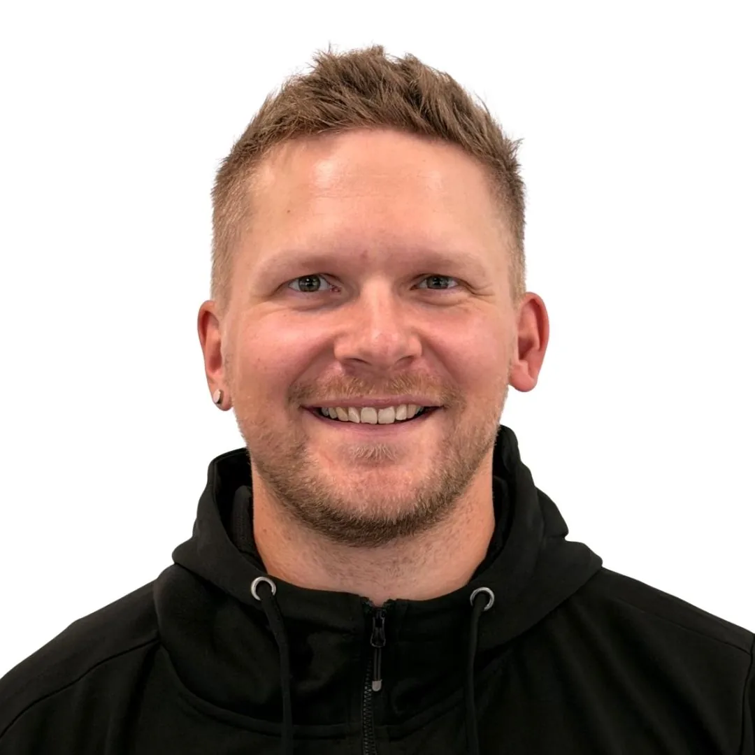 Yhteyshenkilöt - Takkahuone Turku - Tuomas Jalonen - Takkauunit.fi - 2026